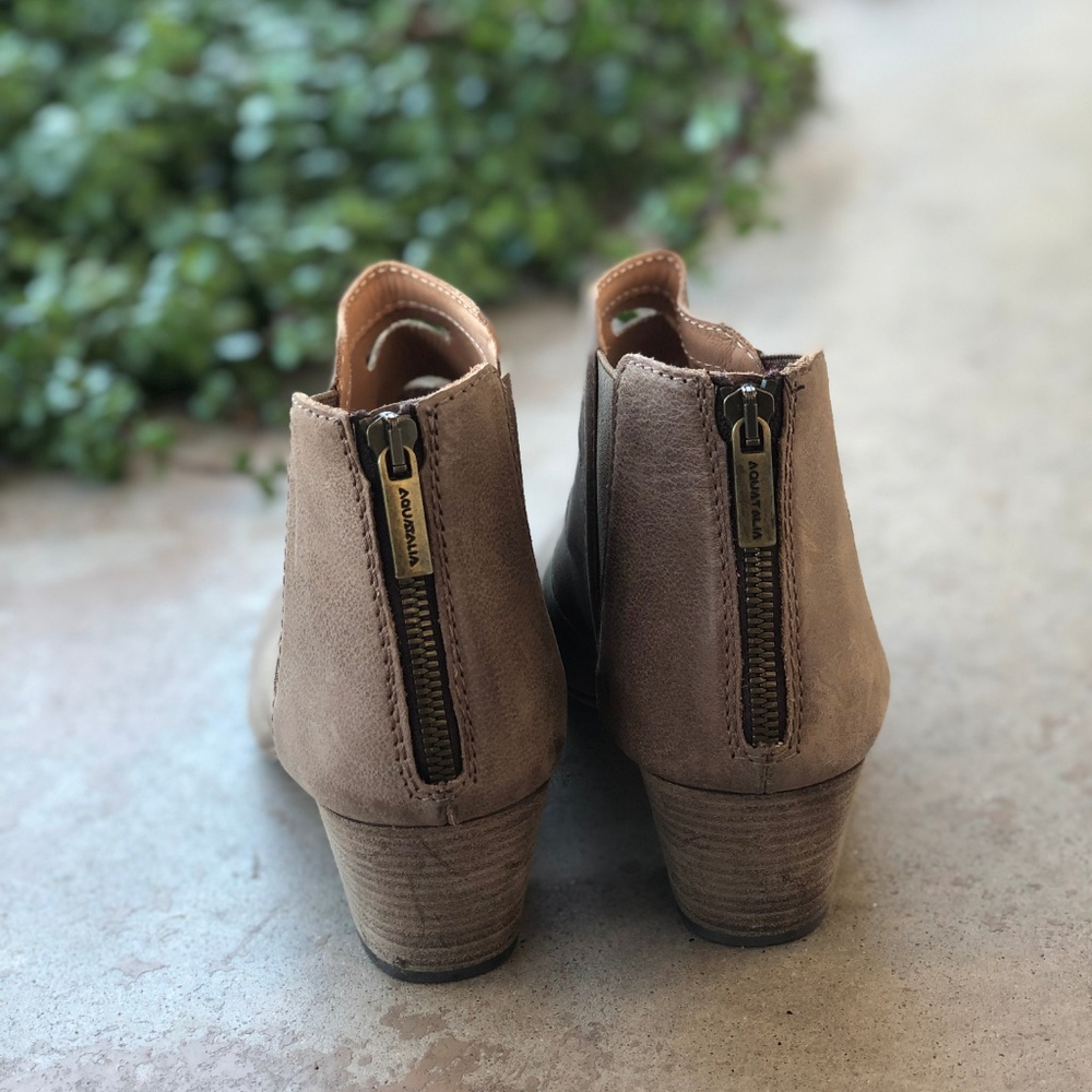 Aquatalia Freida Tan Leather Laser Cut Ankle Boots - Picture 4 of 5